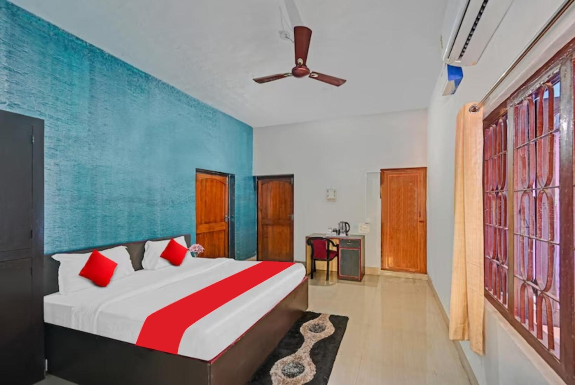 Hotel Madison Homes Bhubaneswar Bagian luar foto
