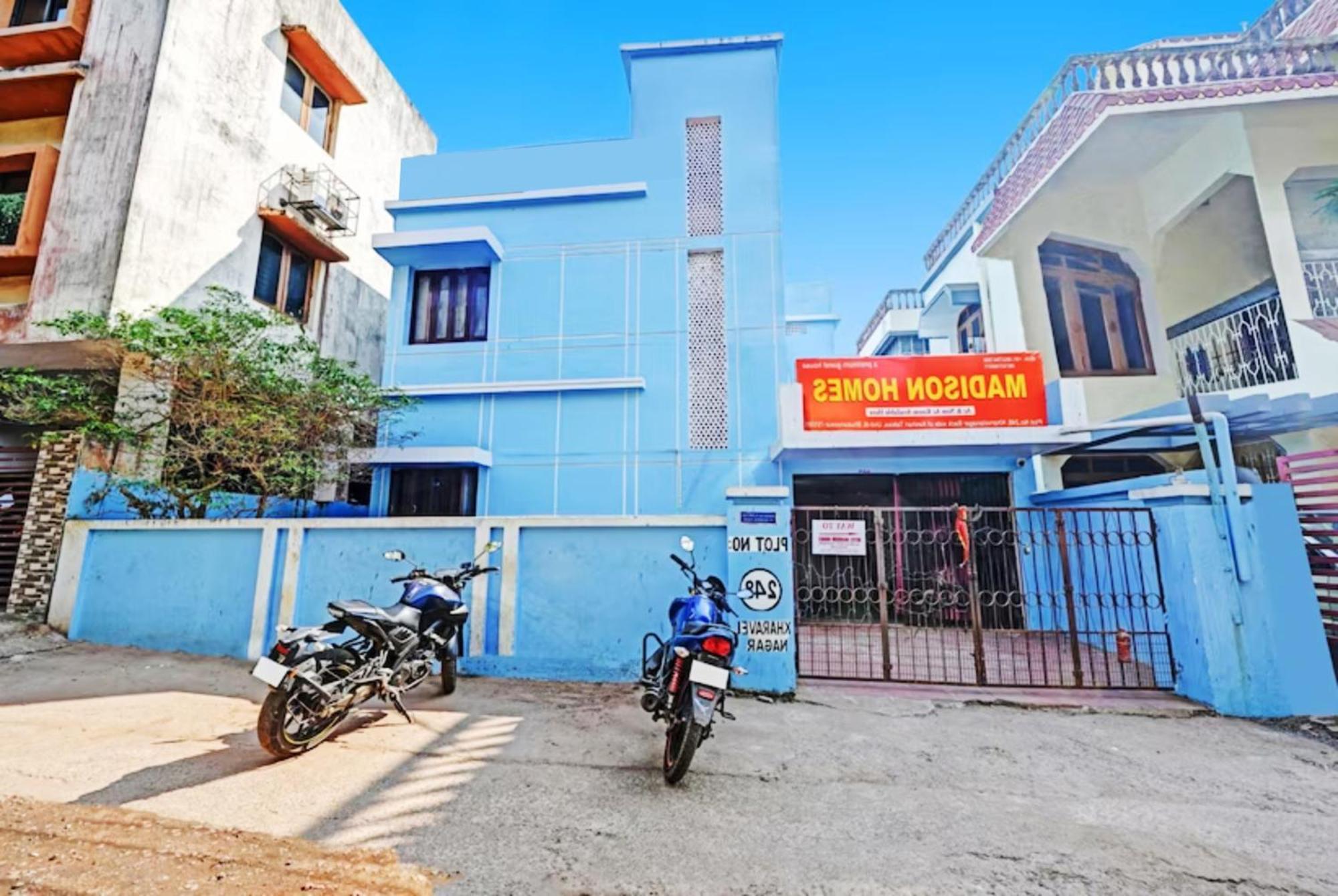 Hotel Madison Homes Bhubaneswar Bagian luar foto
