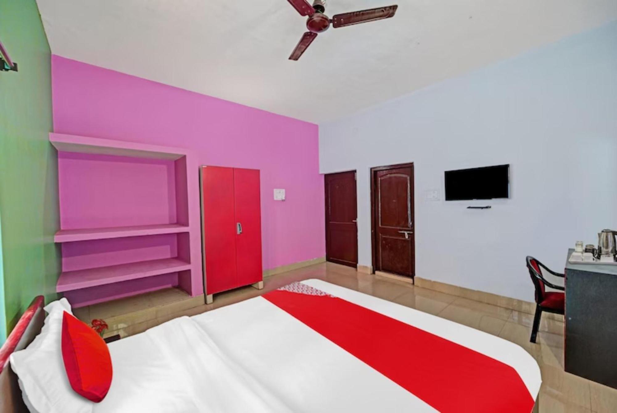 Hotel Madison Homes Bhubaneswar Bagian luar foto