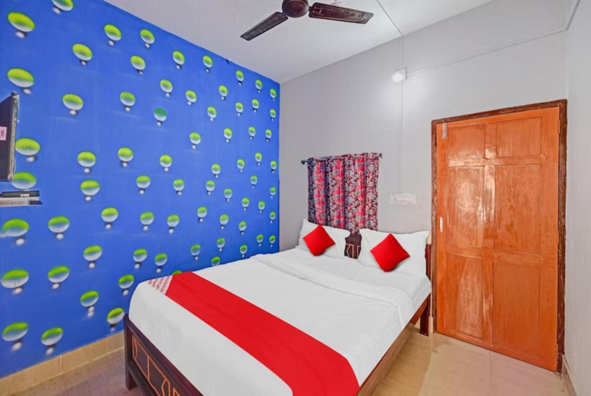 Hotel Madison Homes Bhubaneswar Bagian luar foto