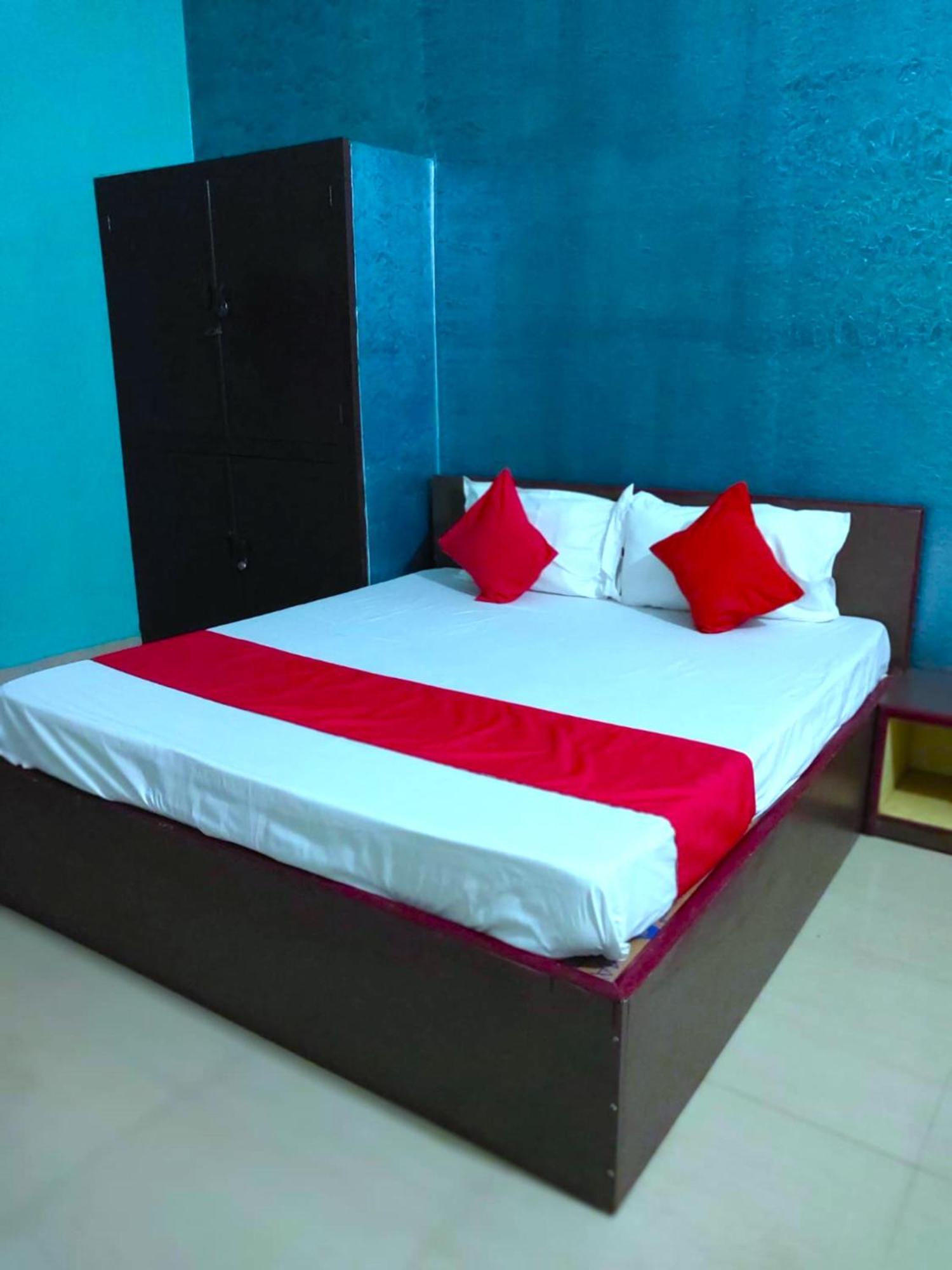 Hotel Madison Homes Bhubaneswar Bagian luar foto